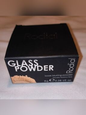 Rodial Glass Powder Loose Blurring Powder